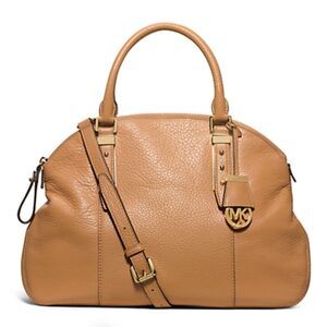 MICHAEL KORS Bowery Large Leather Shoulder Bag Tan Caramel Crossbody Strap